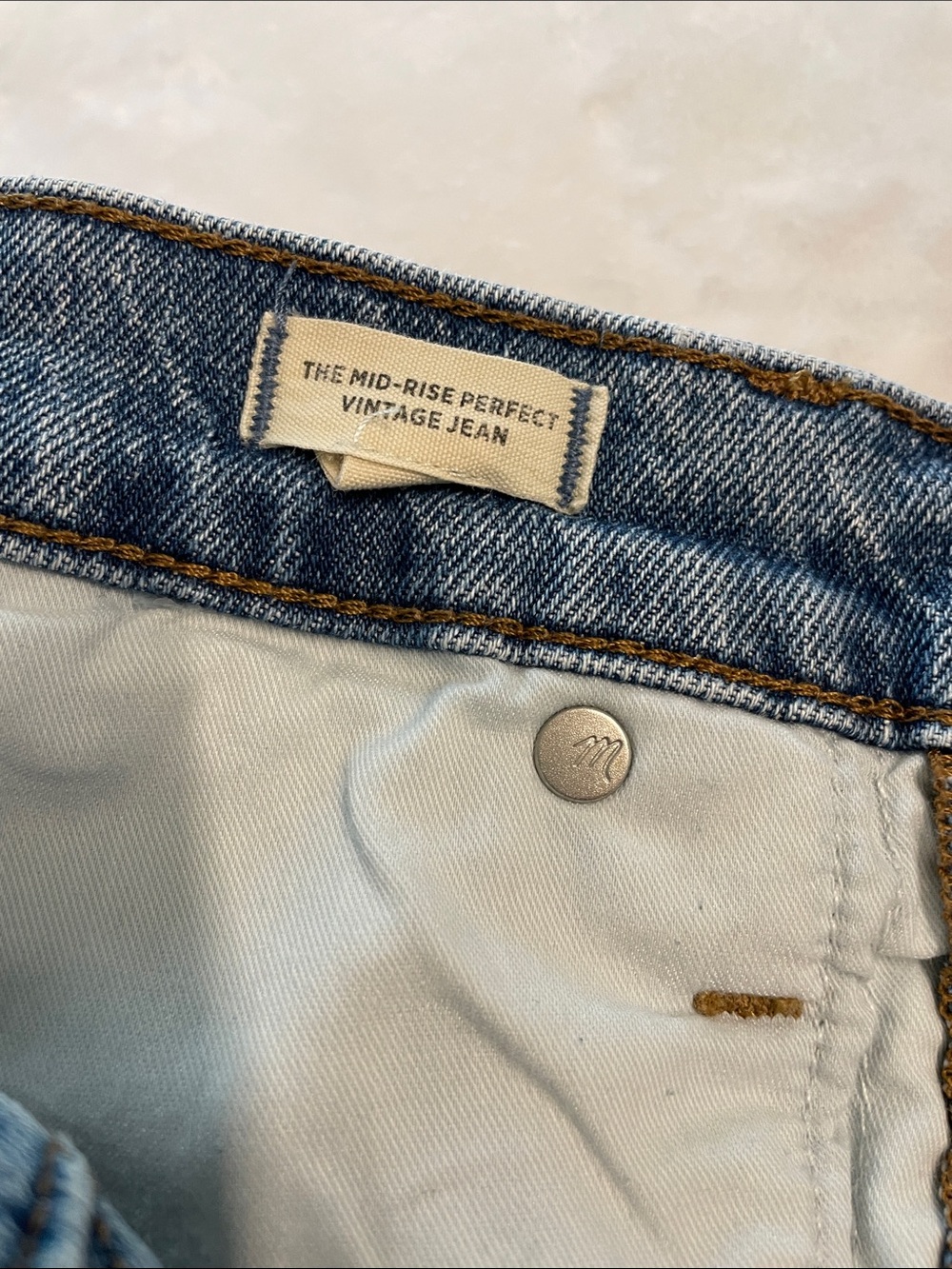 Madewell Mid Rise Denim Perfect Vintage Jean - Picture 4 of 8